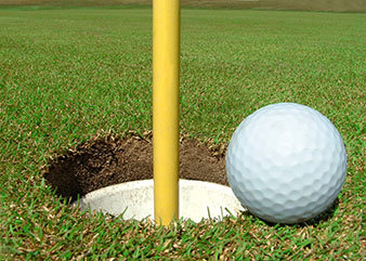 Startzeiten.de Golfball am Hole